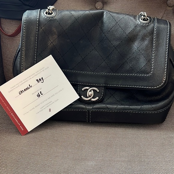 Authentic Chanel Chain Shoulder tote #01940 - Picture 16 of 16